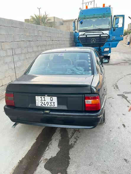 يا الله اسلام عليكم عمي سيارة اوبل فكترا حجم 18 مكينة 1800 كير عادي كير محرك شرط نضافة سيارة مرتبهة عل ايدي لا خياس ولا ضربة مصبوغة جمالية صدر خلفي امامي كامل  ترايك وين مايعجبك سيارة بسمي مامتواجد عل فيس السعر 33وبيهة مجال شي قليل للاستفسار الاتصال علئ الرقم ***********
