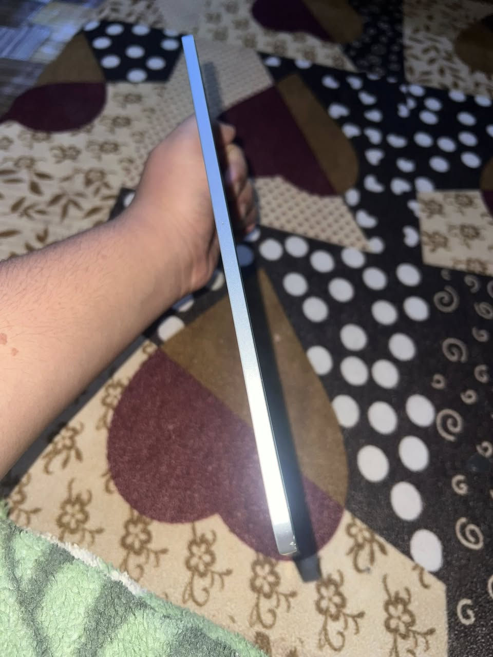 ‏ iPad ‏11 Pro للبيع الجهاز￼ نوع ‏￼AE ‏مكاني بصره القرنه السعر 650 وبي مجال تواصل على هذا الرقم  ***********￼￼￼
