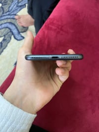 ايفون 8 بلس • كاميرا خلفية واقفة • ذاكرة 64