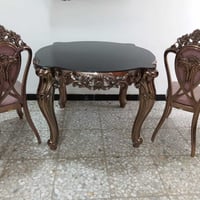 ميز ملكي • بروزني • ٢كراسي