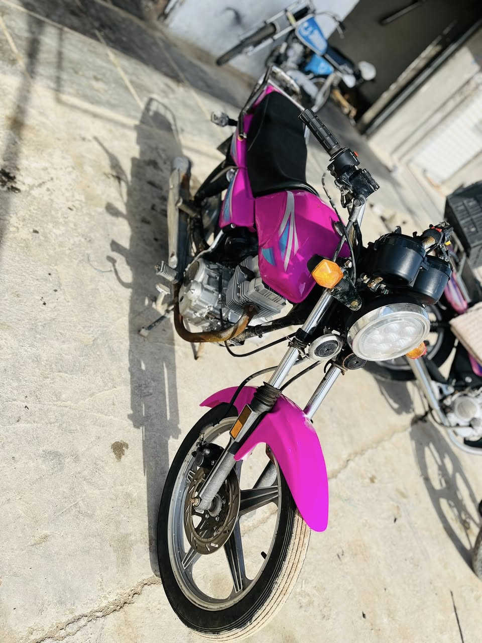 دايون 19للبيع (كلك) مكفوله +محرك مامفتوح
مكان طوريج السياحي (منطقه الدوهيه مقابيل اسواق العوادي) 
السعر550
الرقم: ‭0771 671 5649‬
