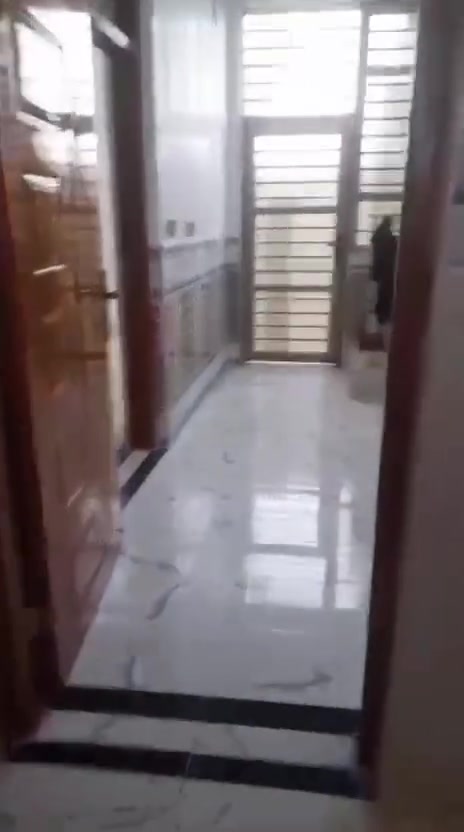 بلاش والله
مساحه 100م طابق واحد كونكريت نظيف البيت 

سعر 85 .... اسكان الصناعي 

عقارات المرتضى للبيع والشراء 

***********
