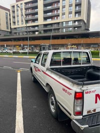 نيسان • ٢٠١٣ • دهان ٥ قطع