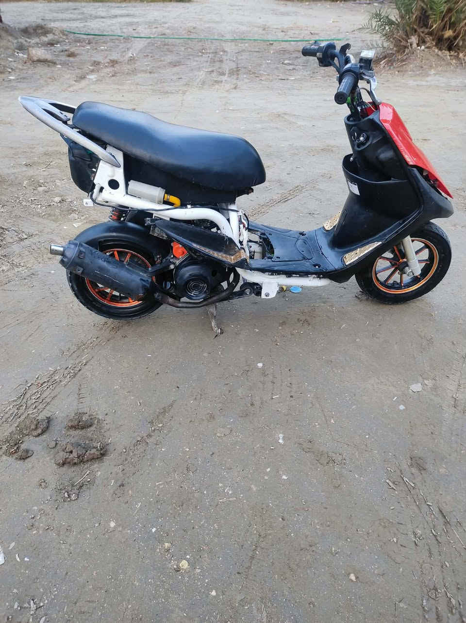 سلام عليكم
ماكس عدله حربي البيع بوشه بلادي 49
شغاله كلشي مابيه دراجه خير من الله 
س 450وبيه مجال
***********نتصال
