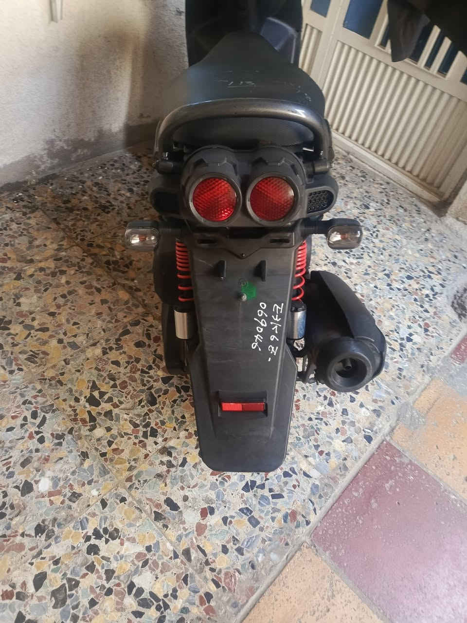 السلام عليكم دراجة سكنس جبلي مال رمبه كفاله عامه نوزل  ال سعر 1150عنوان البلديات  ***********
