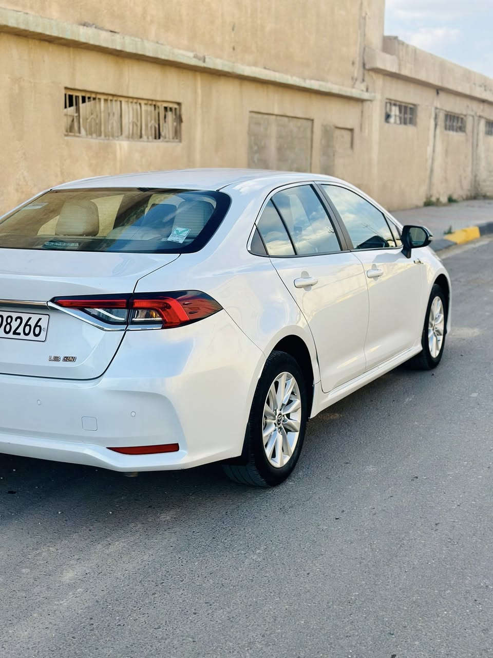 كولا 2024 خليجي شركة جيهان
ماشية 73

بيها بارد مثل ما (موضح بلصور)

بارد بخشم البنيد 

ورصعة بل الهلال ما الجاملغ الخلفي الي ورا الراكب 

الشراي يتصل علا الرقم 

***********
