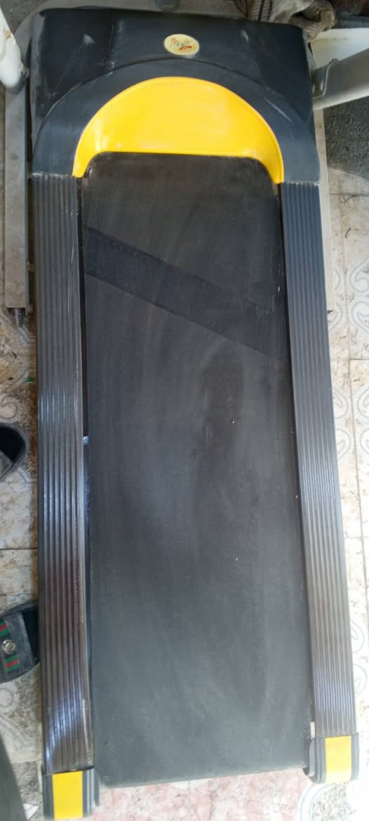 سلام عليكم جهاز رياضي للبيع سعر 250ستفسار اتصل ***********
