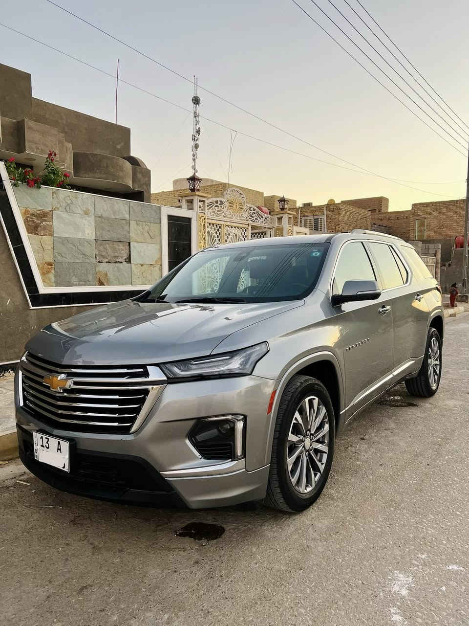 ترافرس 23 بريمير فول مواصفات
مستوردها بيدي وكلش نضيفة
ضربتها جنطة ومصلحها بدون تبديل بدون ايرباك
بيها فقط بك لايت طافي والثاني مكسور
ماشيه 23 الف
بيع أو مراوس
السعر 285
مكانها بالعمارة ***********
