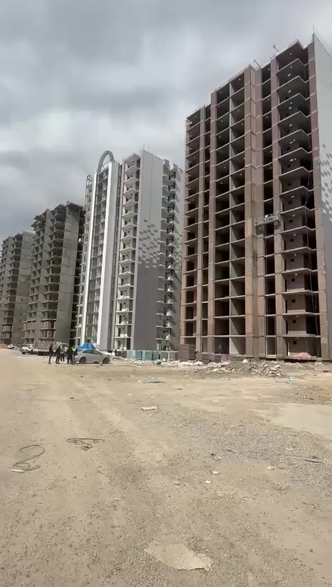 تم شمول مجمع سكني وسط بغداد بالقرض العقاري
للاستفسار واتساب 
***********
او زيارة شركة برج الريف ( الداوودي _ شارع التانكي )
