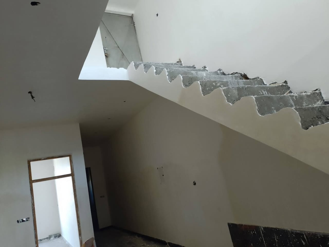 يالله
خلفه لبخ جص بورك نثر تقطيع متفرغ شغلي صويرة التزام بالمواعيد ونظافه بالعمل
***********
