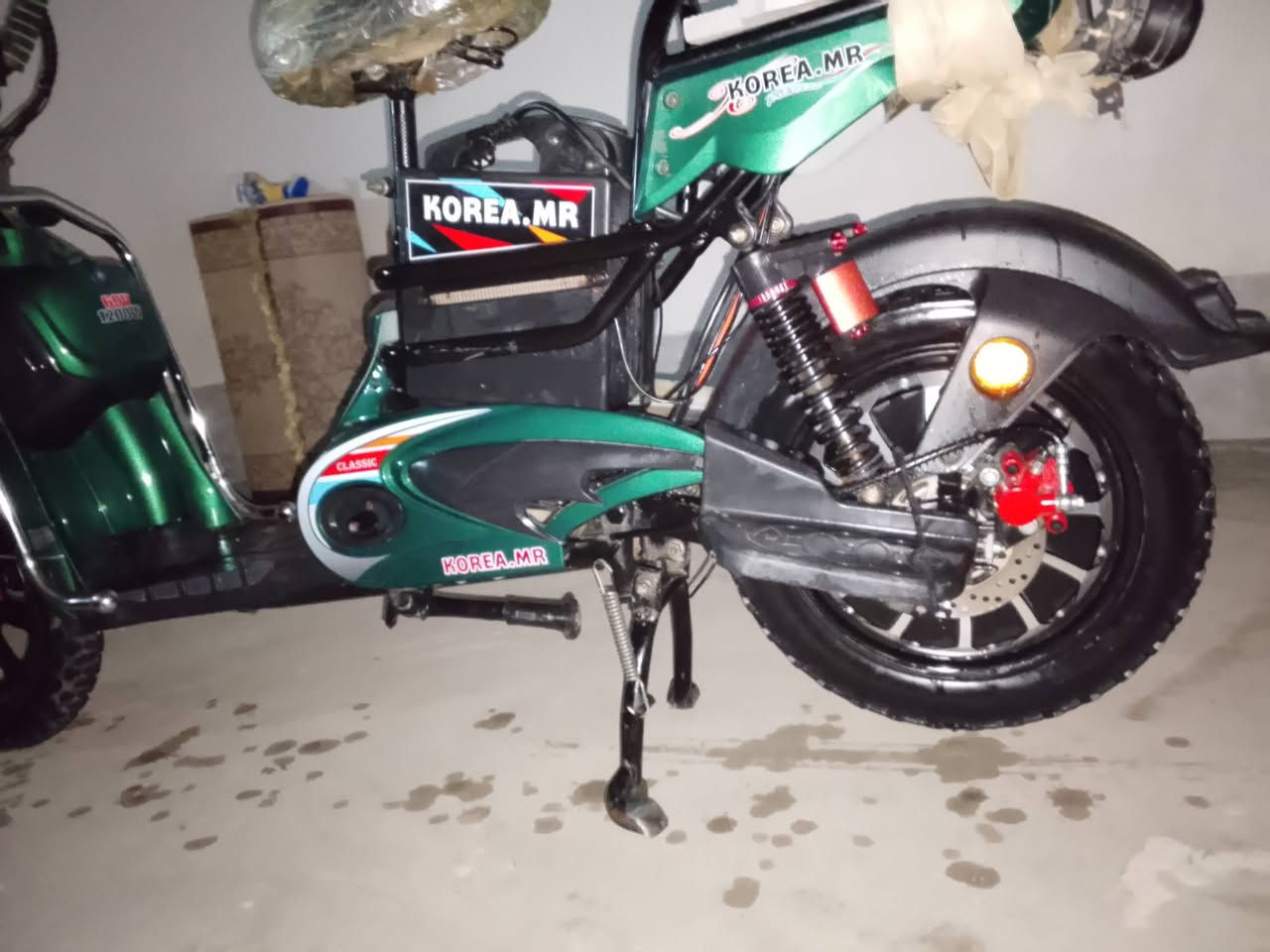 ماطور شحن للبيع ماطور كامل دشبول كامل كلوبات كلها شغاله ماطور جبلي دبلات كلها شغاله بطاريت بلاد ميصرفن شحن قليل سعر 450بي مجال مكان ديالئ ***********
