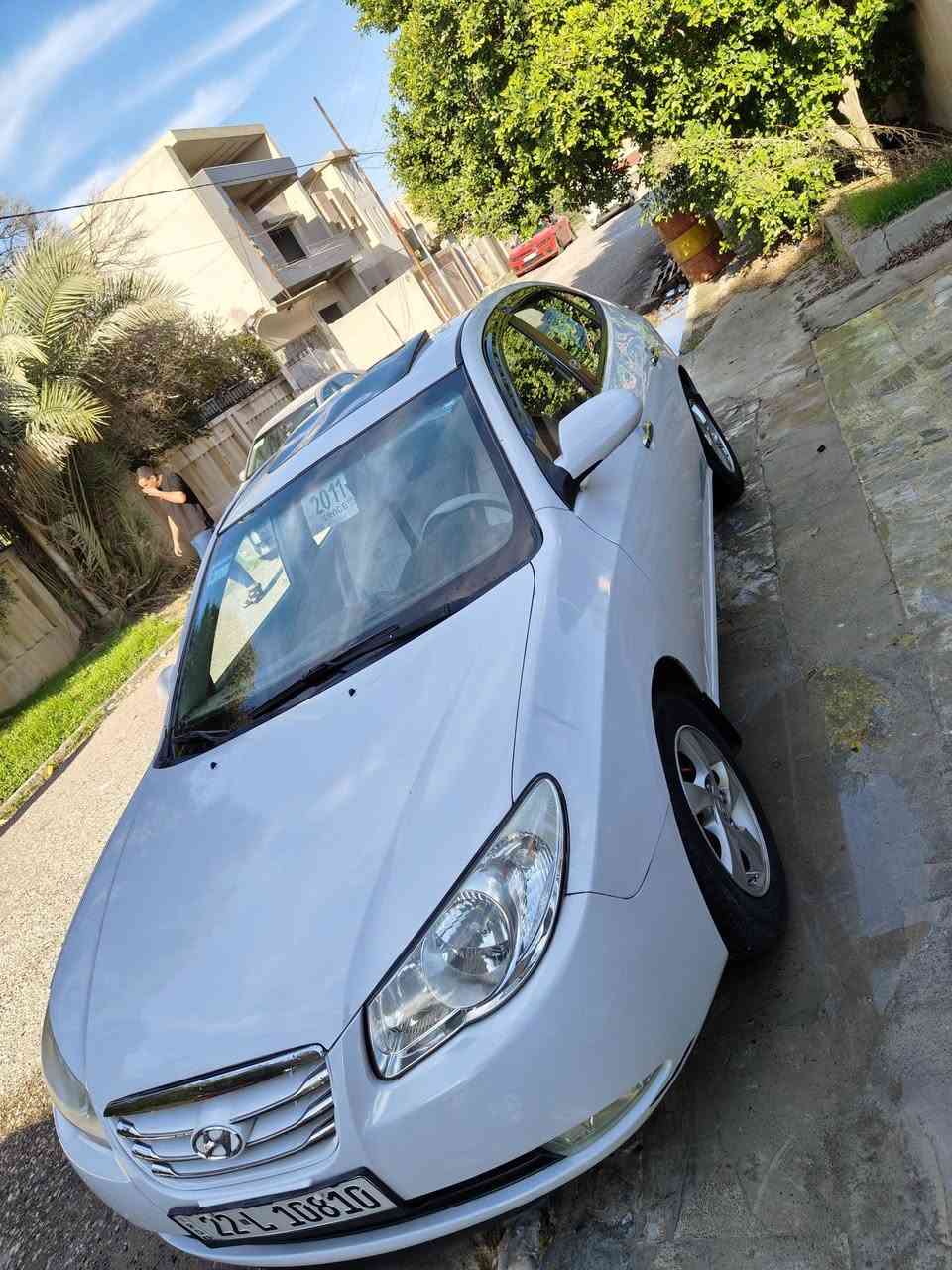 السلام عليكم النتر 2011 محرك 16 دكشن ناصي بيها صوط ابطاله ناعم  ضرر أربع قطع صبغ وتكمه لي فوك باب فقط عل كد باب لاسكف وكص ولالقد سياره نظيفة مال بيت كاربون بانزين رقم اربيل جديد وكاله تحويل شرط أي استفسار اتصال *********** السعر 98 وبيها مجال
