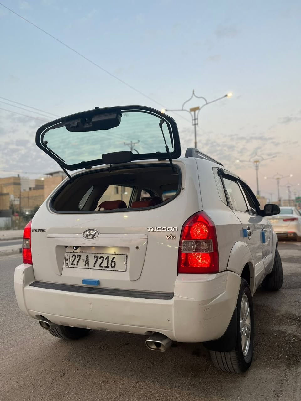 توسان 2007 خليجي V6/2700 جديده ✨

كفاله عامه فقط بارد بالجاملغ  الامامي الايمن  

🔺رقم ذي قار هزه جديده رقم دولي 
🔺العنوان / ناصريه _ مركز 
🔺سياره مكينه حير حداديه جاهزه من كلشي 
🔺شاشه تاب 
🔺كشنات دوشمه جلد
🔺 السعر : 115 وبيها مجال 

***********🔺
