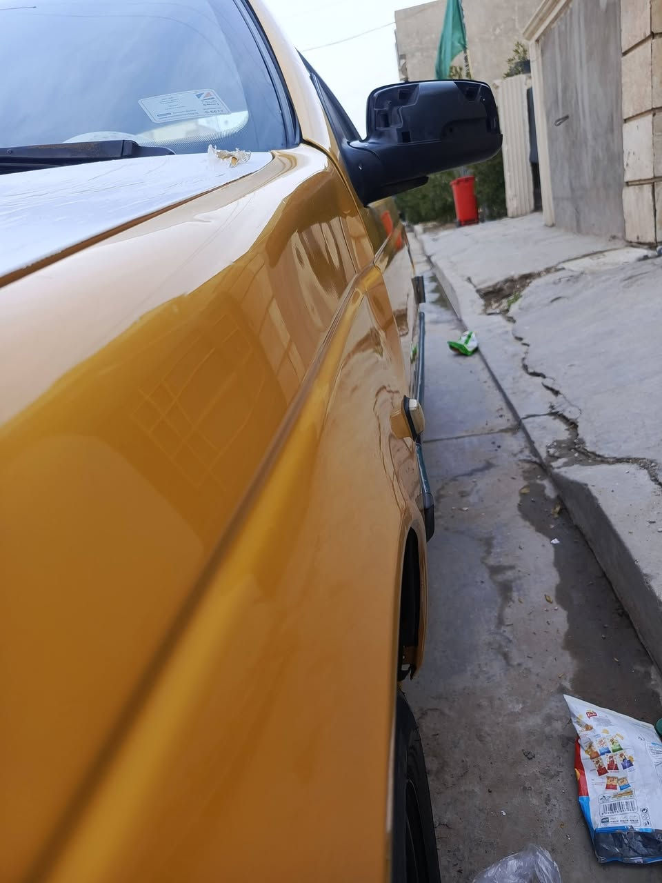 السلام عليكم بيجو اكد موديل 16 نظيفه جدا لا ضربه ولا صبغ كير ميكنه خير من الله تبريد تدفئه كله شغال مصفره لا غرامه عليها ولا هيئه رقم انكليزي دولي  سياره باأسمي تحويل ثاني يوم ابيع عقد مروري ... لايت ناصي شمسي والعالي زنون 

ملاحظه اكو مقطع فيديو بالمنشور كلشي واضح بيها ..مكاني بغداد حي الاعلام ب47  وبيها مجال ***********
