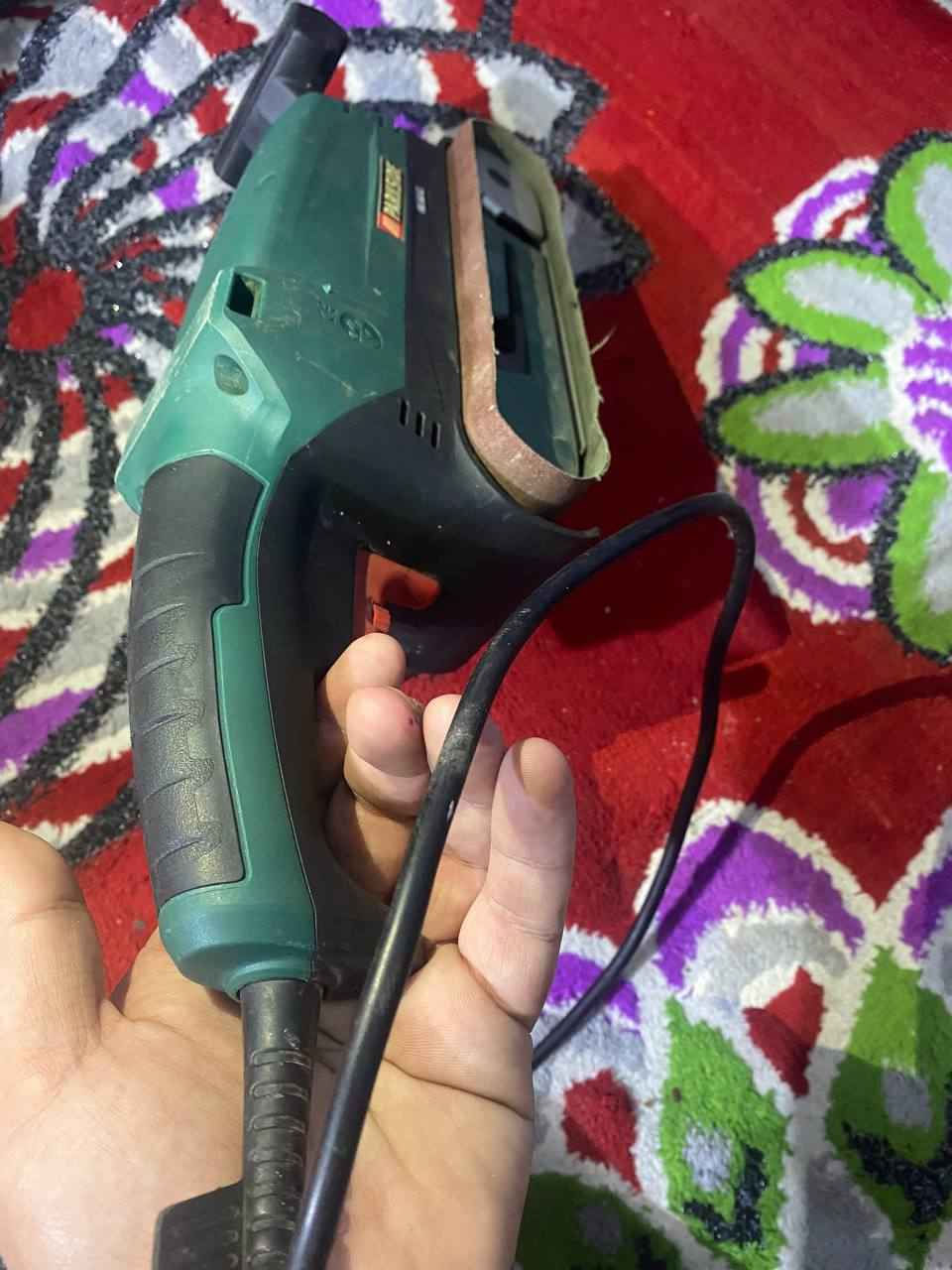 مكينة تنعيم( مستعمله قليل جداً)
تشتغل على الحديد و الخشب و الجدران
نضيفه وقوية مناسبة للورشة أو البيت
للستفسار ***********
متواجد خاص السعر 30ألف بيهة مجال،،، دهل اوران, واسط
