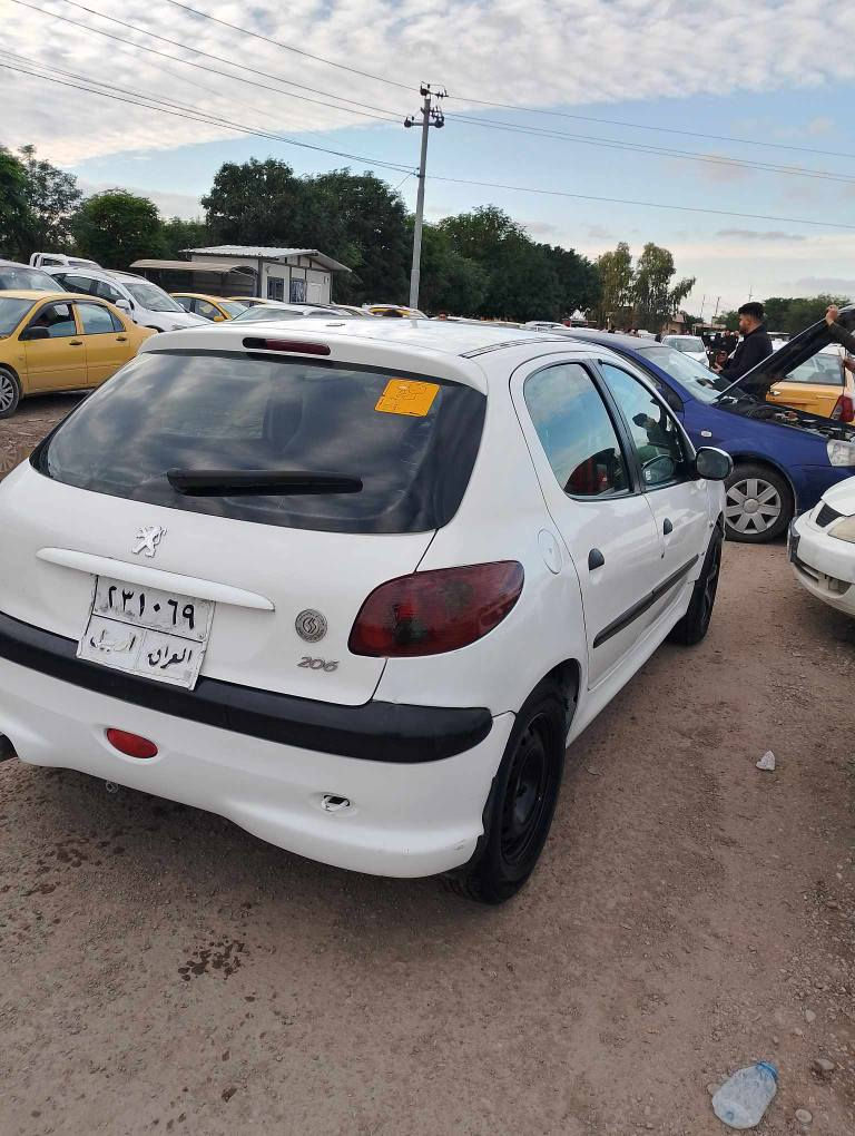 بیجۆی فەرەنسی مۆدیل 2009
زەربە و لیدراوی نیە .. 
ژمارەی سنەوی قوفلە .. بەشەرت ئەوەی دزینی نەبیت و مالی کەس نەبیت .. بۆزانیاریی زیاتر پەیوەندی بە خاوەن سەیارە بکەن ..***********.. ناونیشان کەلار كالار, السليمانية
