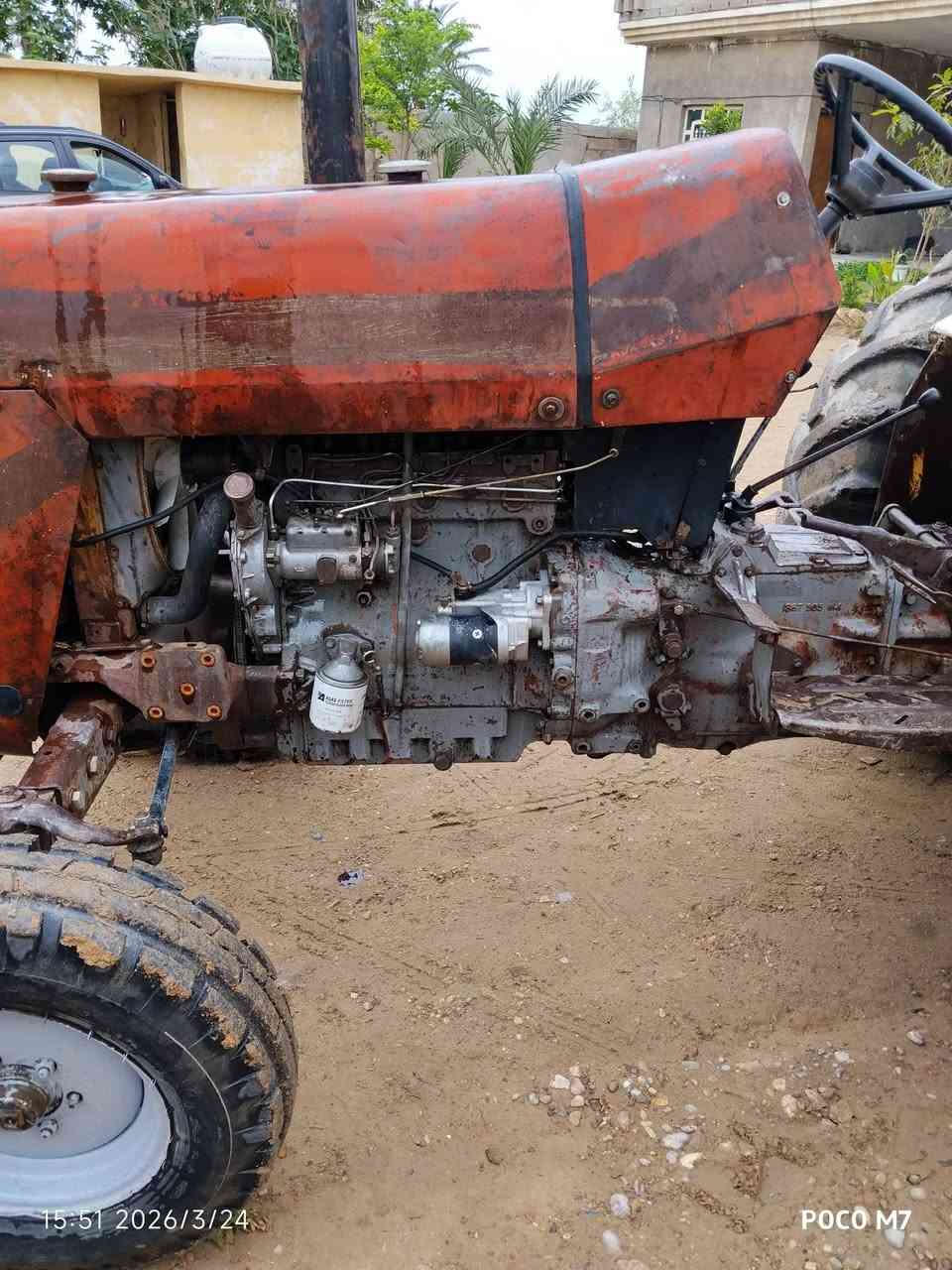 سلام عليكم  فوركسن انكليزي موديل 82 حجم 290 مكفواله محرك كير اكسل  كله بل شرط  سلف باتري كامله   سنويه ديالي.  ومكانه ديالي للتصال ***********
