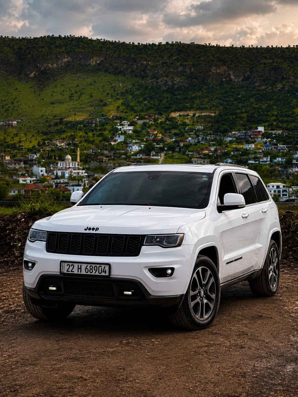 جيب كراند شيروكي
سعر جدا مناسب 🔥

2018 

حجم المحرك : V6 3600

مواصفات فول 1/1 
ماعده الرادار الامامي 

مكفولة كفالة عامة

عداد المسافات : 140 mi 

رقم أربيل الجديد تحويل ثاني يوم 

مراوس بسيارات الشمالية فقط 

للاستفسار الاتصال على 

***********

مكان السيارة بغداد
