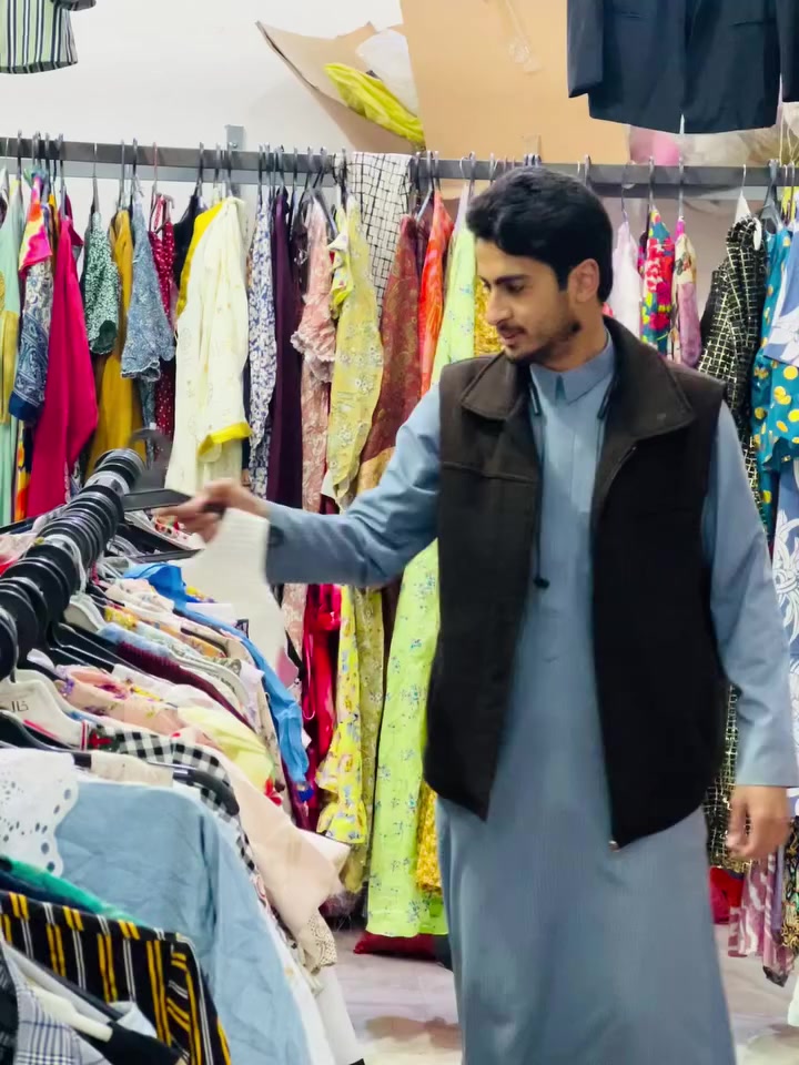 السلام عليكم .كسر بالات جديده صيفي نسائي بناتي .
العنوان .📍الشرقاط أجميله مقابيل كلية الهندسه.
بيج المجمع aa31a8 . وحياكم الله ..


**إذا كنت صاحب هذا الإعلان وتريد حذفه لأي سبب، رجاءا أرسل رسالة إلى الدعم الفني**