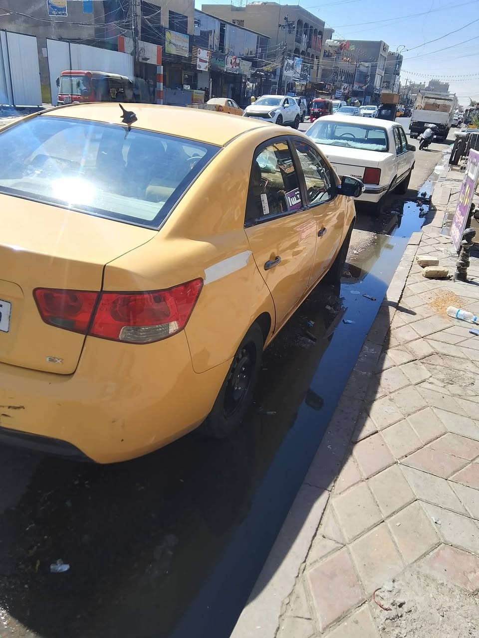 السلام عليكم فورتي موديل 2010وارد امريكي فول اوتمتيك كير ومحرك جيد جدا حداديه جيده  طخم تيرات جدد تبريد غرفته جيد رقم بغداد انكليزي          بسمي وتحويل مباشر حدثه جاملغ الامامي الأمن سياره بلادي السعر 80مبايل***********في بغداد
