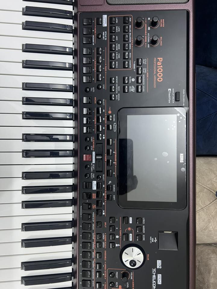 سلام عليكم شباب اورك كورجPa1000جديد كارتون للبيع فقط مفتوح من الكارتونه استعمال يوم واحد رقم الهاتف ***********
