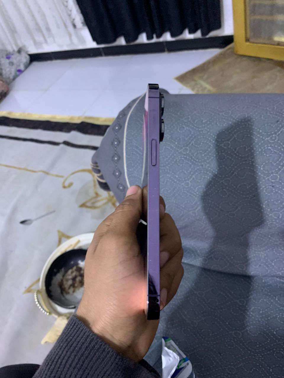 آيفون 14 برو ماكس شرق اوسط جهاز مكفول شرط الفحص برقي برقي ما مفتوح بي كله بلادي بطاريه 86 وبعده نضيف وبحالت الجديد مكاني البصره ابو الخصيب سعره ٩٠٠ بي مجال فقط شراي يراسل فدوه رقمي ***********
