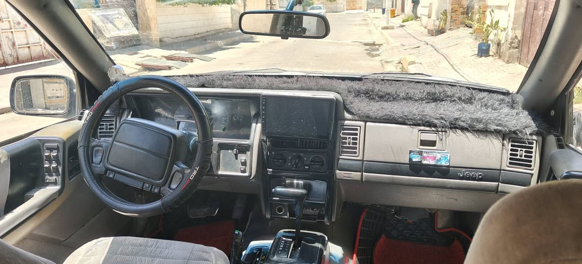 جيب شيروكي 95
كير ومحرك 3000 فيفيتي بطل اسود جدد  بالجيس ثالث مرة ابدله دهن
اكسل عقل بور  بريك صدر امامي خلفي جدد 
لايت زنون اصفر مشتريهن 120 دولار 
مازدات وشباك جدد 
تحويل ثاني يوم رقم ديالى 
ما مصبوغة ع البلاد 
ويالة مال جارجر حديث 
سعر 60 
***********
