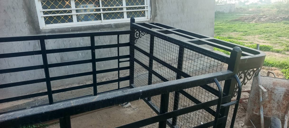 محجر للبيع العنوان اليوسفيه ***********
السعر٣٠٠
