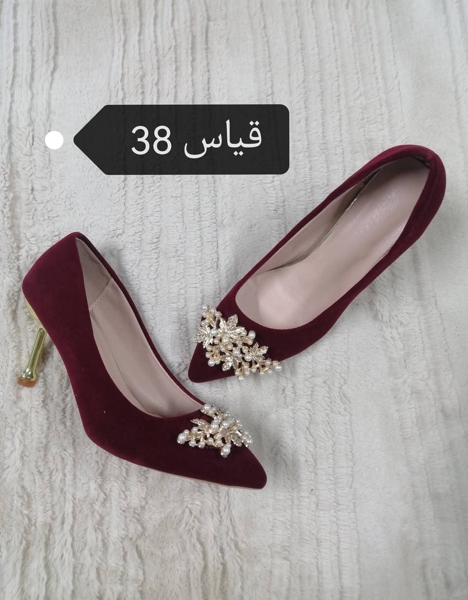 بضاعة جديدة أحذيه شي ان❤️
الاسعار حسب كل قطعة🌹 
يوجد خدمة توصيل جميع المحافظات 5🌹 
للحجز والاستفسار التواصل على الخاص 🌹


**إذا كنت صاحب هذا الإعلان وتريد حذفه لأي سبب، رجاءا أرسل رسالة إلى الدعم الفني**