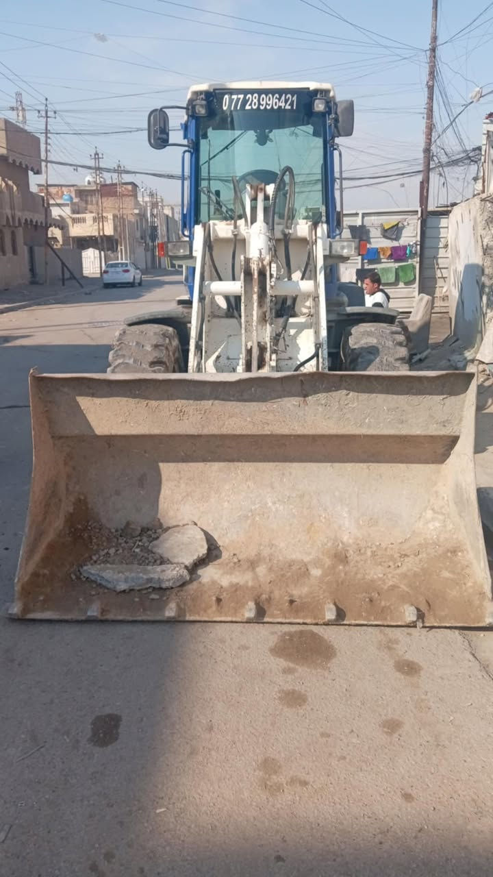 شفل للبيع نوع تركس موديل ٢٠٠٨ جاهز للعمل يشتغل كيله شوكيه واثنيهن وياه حجم ١٠٠
مكان الشفل بغداد البياع
***********
