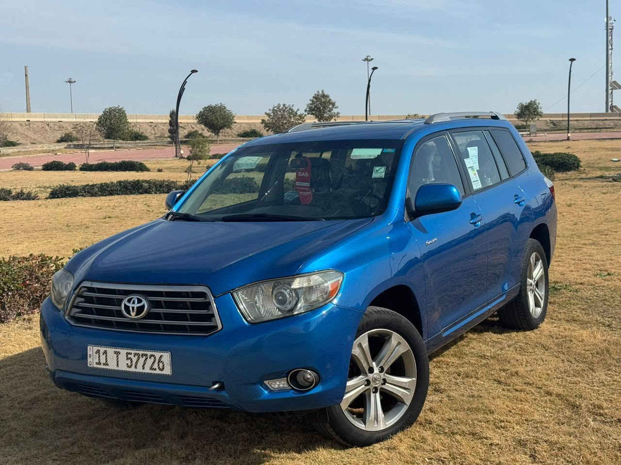 خواني سلامه عليكم تيوتا  هايلندر موديل ٠  من صبغ تبديل بارد محرك مامفتوح كير محرك تشقيل بعد خت زيرو مال دكتور كفاله عامه خت زيرو فول عده بصمه كفاله عامه  فتحه سبعه راكب ثلاث قطع تبريد كشانه جلد كشانه كهرباء هيترات تدفئه تبريد فور ويل حالي انا في داخل صاج اناره ترحيبيه بل مري بك لد لايت زنون شاشه كفاله عامه زراك فورويل بك لد  سعر ١٥٠ بي مجال عنواني رمادي البعلي جاسم  ماشيه ١٠٠.     ***********
