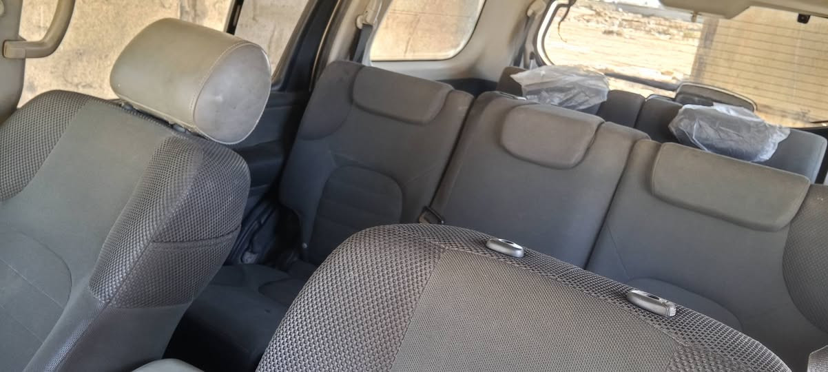 السلام عليكم
نيسان فافندر 
موديل 2008 بسمي رقم مميز بغداد
جاهز تبريد تدفئه
صدر خلفي امي جديد قبل يومين شديته
وهم تاير مابيها اي نقص 
بس اليوم طلع عندي صوت بل محرك
ابيع على هاذا الوضع
السعر 65 بيها مجال قليل
العنوان بغداد قرب بسمايه ***********
