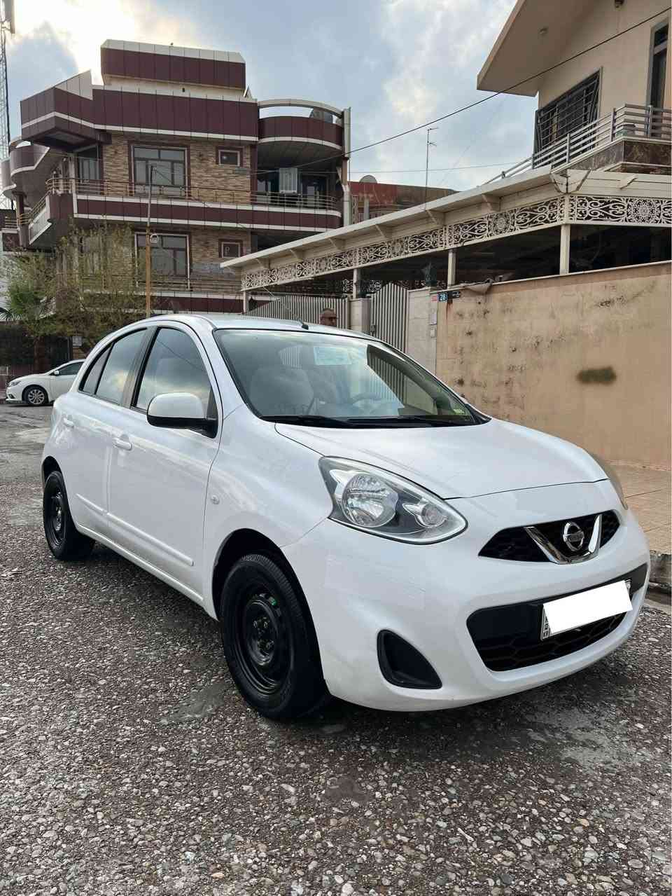 نیسان میکرا 2020 سفڕی شەریکە هەولێر 
٧٢٠٠٠ ڕۆیشتیە ، سەیارەکە هەموو شتی نوێیە 
*********** Singapore

