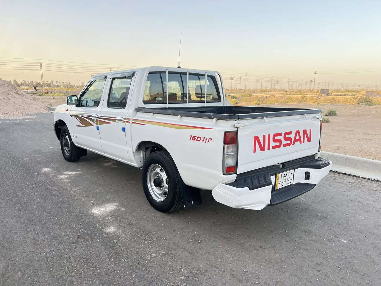 السلام عليكم  نيسان  بيك اب 2016 ماشيه 170 السعر 160 وبيها مجال ***********
