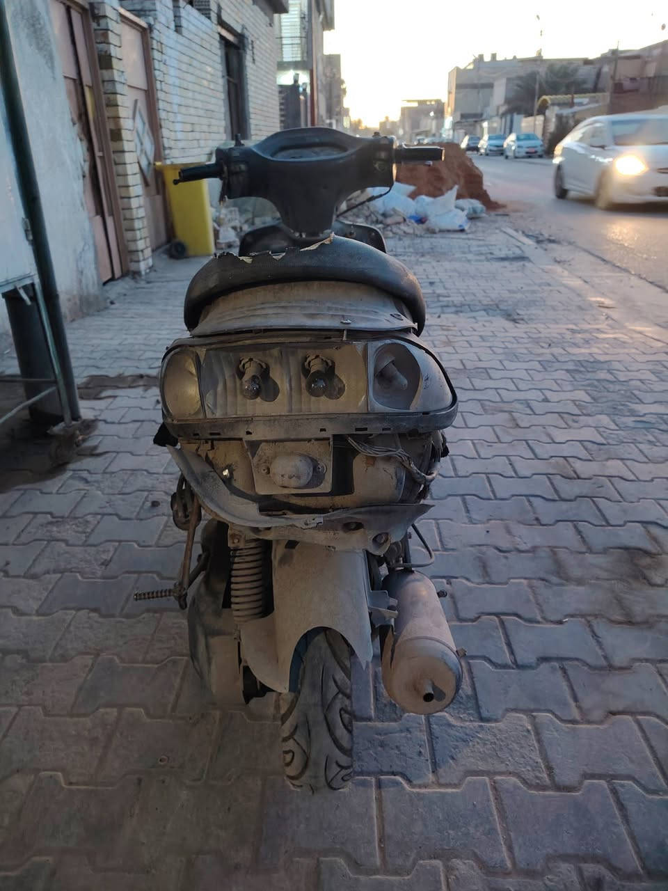 السلام عليكم🖐️
دولفين فراشه للبيع
سعرهه 100 وبيهه مجال 
تخربط يرادلهه كابريتر
مكاني نجف فلكت المطار 
للاستفسار ***********
