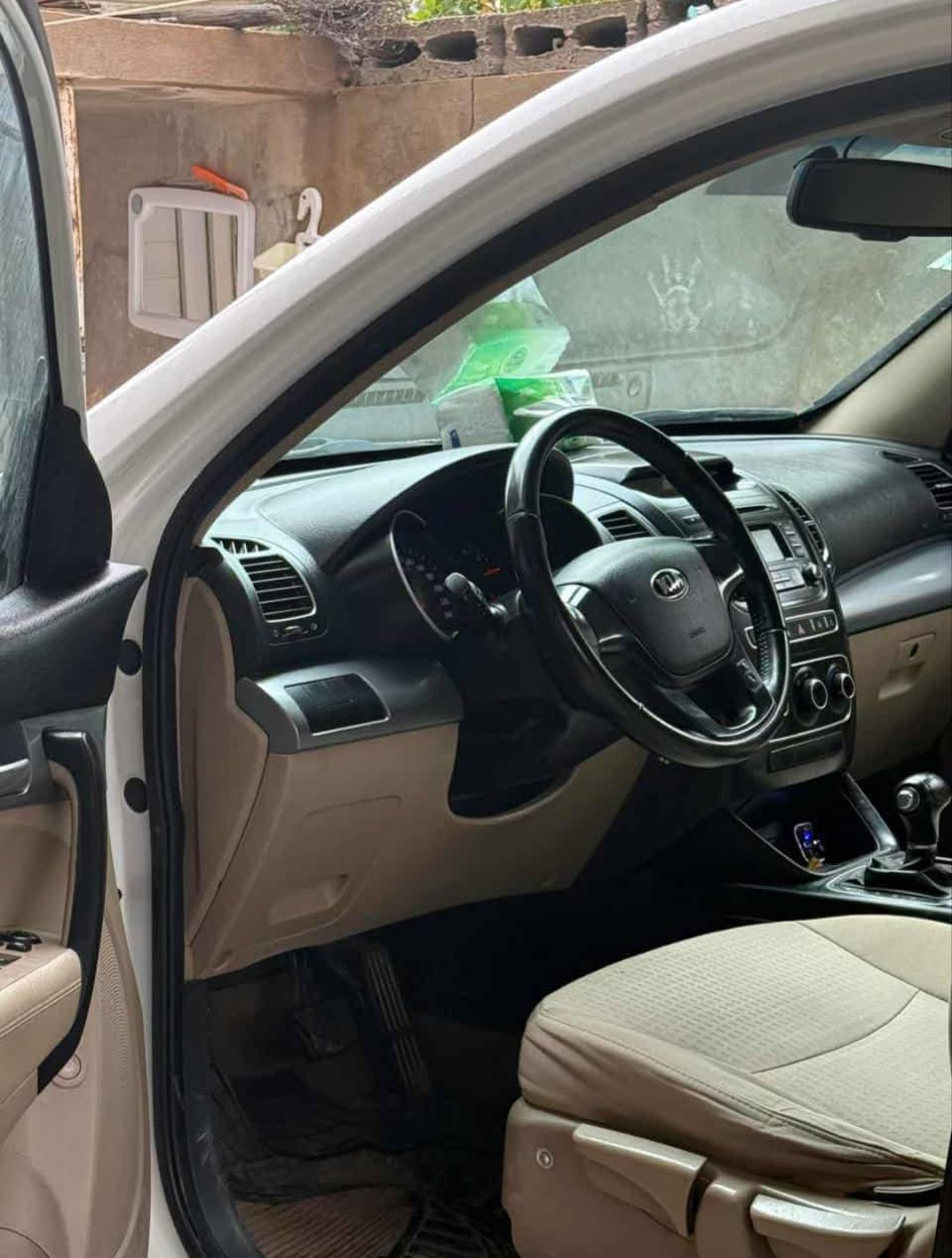 کیای سۆرینتۆ 2013 نمونەیە لەجوانی دو پارچەی بۆیاغە بێ ناوگرتن گێڕ ومەکینە وتەبرید وکاربایی بەشەرت مەکینەی نەکراوەتەوە بەناو خۆمانە سەنەوی تا 28 تازەیە بەشەرتی تەحویل وغرامە 147 گەڵا ومعامەلەی هەیە
***********
*********** كركوك, العراق
