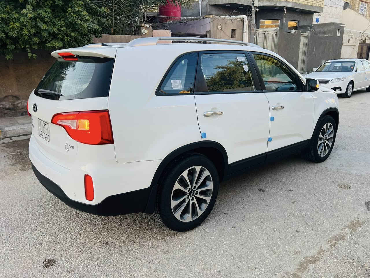 السلام عليكم كيا سورنتو 2015 خليجي كويتي فول مواصفات رقم مثنى تحويل مشروع وطني سنويه لغايه 2028 السياره مكفوله كفاله عامه من الضربه والصبغ والتبديل والفتح حتى الدعاميات مابيه لادحجات ولاشخوط محرك 6 سلندر كفاله من الفتح والصوت والبخار جاهزه من كلشي مكينه وكير شرط الفحص حداديه ١٠٠/١٠٠ تبريد ثلج تدفئه تخم تاير جديد مواصفات بصمه تشغيل بصمه ابواب 7 راكب تبريد 3 قطع حساس امامي وخلفي شغال مرايه شفط اشاره بالمرايه يدات وترايش نيكل دواخل بيجي وصاج شاشه كامره دواره لد امامي وخلفي شغال بردات خلفيه مانع انزلاق كشن كهربائي ويل كب كروم 19 السياره جديده جدا واحلى من الصور مكان السياره الناصرية السعر 188 للاستفسار ***********
