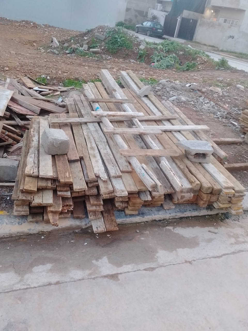 ‏‪***********‬‏السلام عليكم يوجد خشب نجاره للبيع التفاصيل خاص تحياتي👍 ابوحديد
