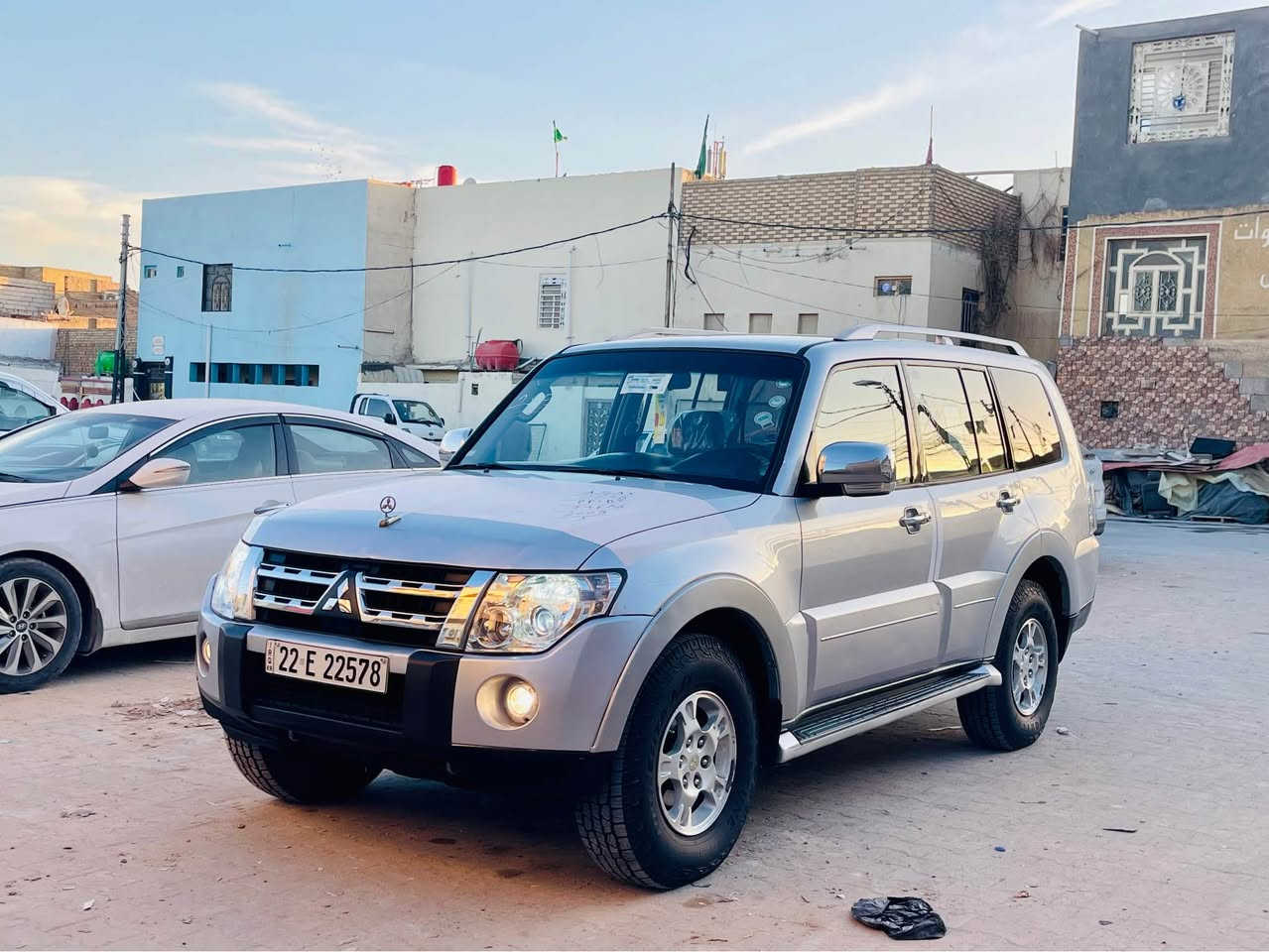 سلام عليكم     السعر 115 وبيه مجال 
باجيرو 2009 رقم اربيل نكليزي وكاله او تحويل 
 سياره كفاله عامه وسونار بيه 
مكينه كير مكفوله 
حداديه شرط ترايك 21 
تبريد 3 قطع ثلج 
مكان سياره نجف الاشرف *********** النجف, العراق
