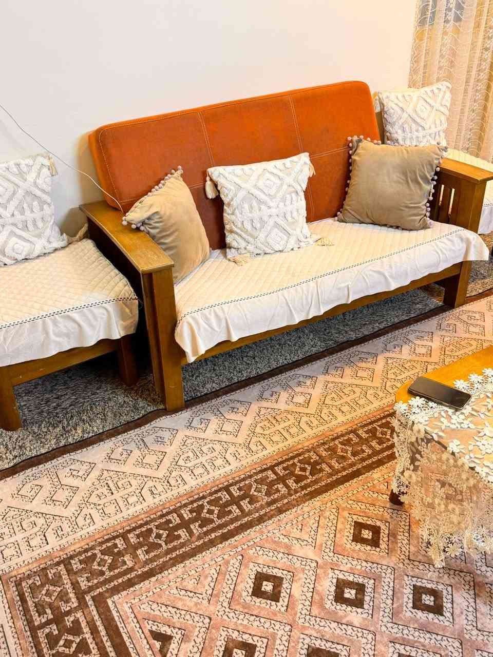السلام عليكم
عندي تخم ٨ مقاعد   تركي زان اريد ابيعه  سعره ٣٠٠
و تخم ثاني هم تركي يسمو رجل الغزال ٤ كراسي وقنفات اثنين وميز مرمر هم ب٣٠٠ 
وعندي ميز هم تركي زان ٤ كراسي و يتصغر ويتكبر  ١٥٠ 
عنوان بغداد


**إذا كنت صاحب هذا الإعلان وتريد حذفه لأي سبب، رجاءا أرسل رسالة إلى الدعم الفني**