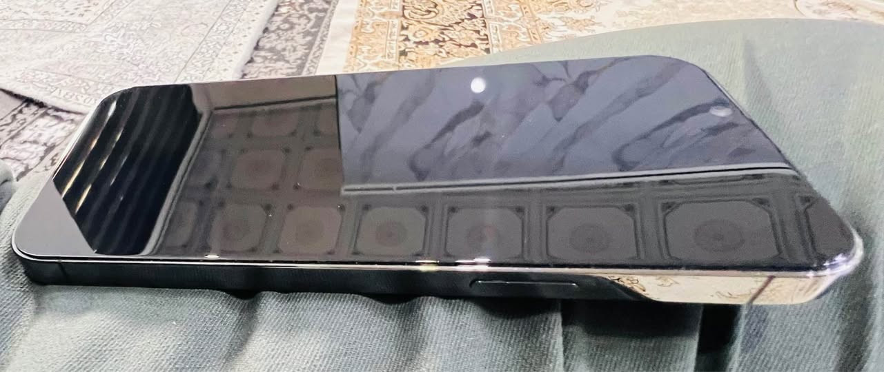 ئايفؤن ١٣پرؤماكس به شه رت لؤك لؤك مؤبايله كه ئى ده سته خؤمه به شه رت ده فرؤشم ١٢٨ئيگايه پاترى ٨٤بيلادييه له شه ريكه ى ئايفؤن شاشه ى به بيلادى گؤرايه به س به شه رت ده فرؤشم سه حرى ٤٣٠$دؤلاره *********** أربيل, العراق
