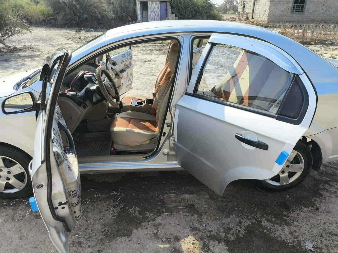 السلام عليكم اڤيو للبيع موديل 2014 مثنى سيارة مكفوله كفاله عامه فقط دحچه بسيطه بل باب الخلفي جيهة السايق السعر 80ورقه وبيهه مجال بسيط وباقي التفاصيل  الاتصال على رقم *********** ملاحظة لا يوجد خاص مكلف بل نشر
