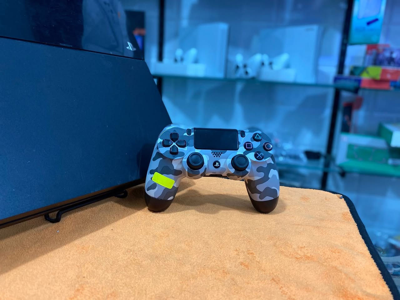 PS4 MAFLACHIA
PS4 FAT
MAFLACHIA 9.00 (chof story)
MANETTE DORIGINE 
LES JEUX NTA TKHTAR 
PRIX 42000


**إذا كنت صاحب هذا الإعلان وتريد حذفه لأي سبب، رجاءا أرسل رسالة إلى الدعم الفني**