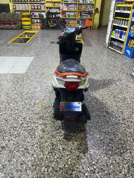 سلام عليكم 
هاوجي موديل ٢٠١٨ للبيع 
دراجة نضيفه ومرتبة لايت ثلجي دراجة نظافتها بصورة وبالواقع احلى بعدد 
سعر ٨٥٠ وبيها مجال بدون أوراق/عنوان رمادي /
هاتف ***********
واتساب او اتصال /مكلف بالنشر المو شراي لا يتصل رجاءاً
