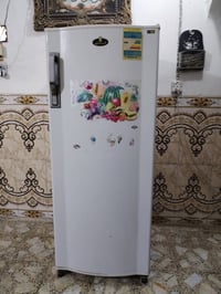 ثلاجه كريازي مصري باب وحده مال بيت شرط التجميد وتشغيل تجي تفحص وتكلبها...