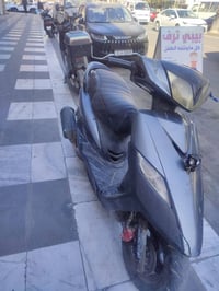 دراجة ثعلب مكينة مكفوله بس كفرات تعبانه السعر 325 المكان كراده 0771516...