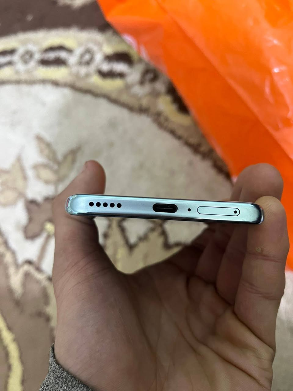 السلام عليكم honor x9c للبيع الملحقات كامله للعلم توني ماخذه جديد كلش مكاني ناصريه حي اور جامع اصحاب الكساء السعر ٢٩٠ وبي مجال 
*********** واتساب متوفر وماسنجر
