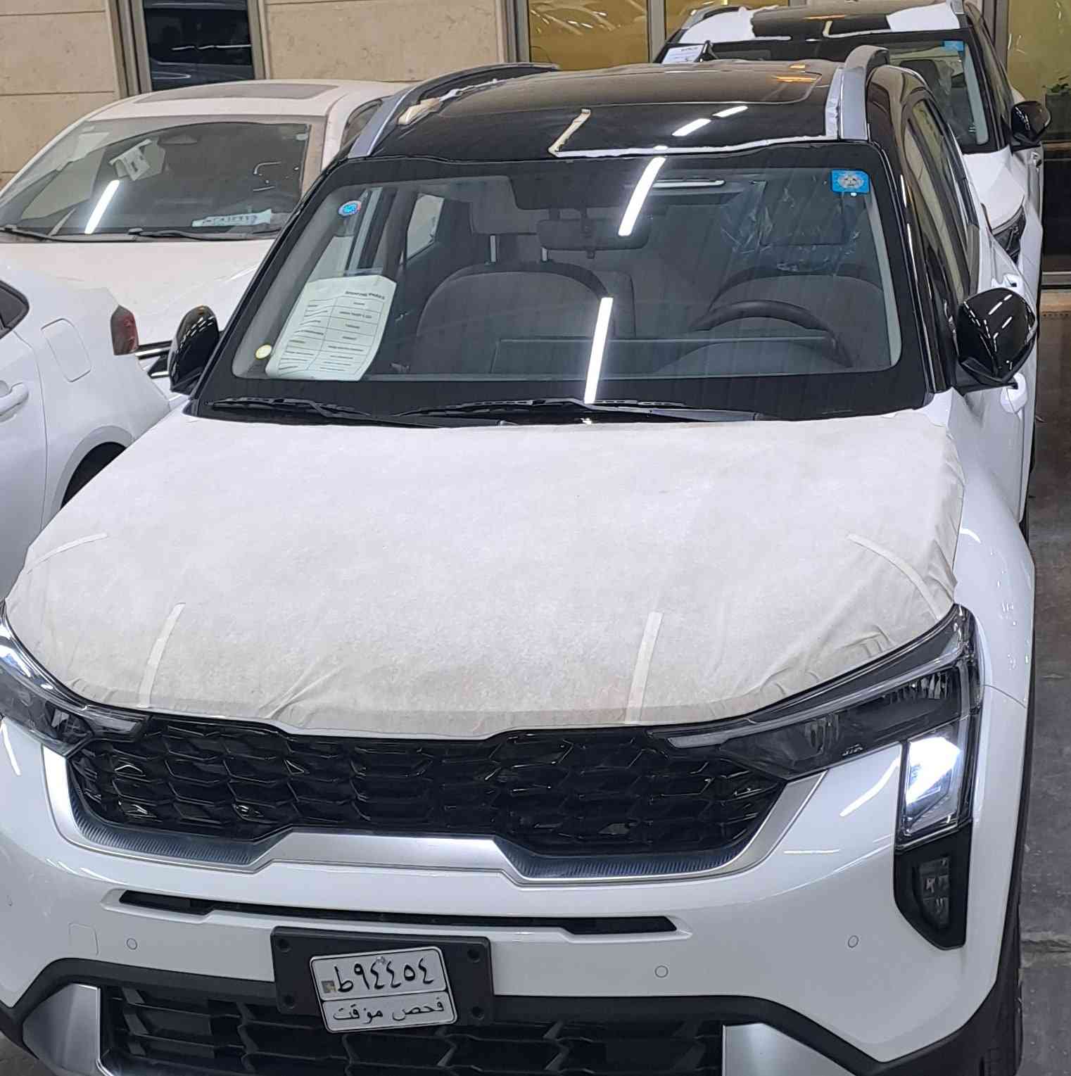 ♦️كيا سونت 2️⃣0️⃣2️⃣5️⃣ فول مواصفات ♦️🚘

ضمان المجموعة الدوليه 5 سنوات او 100,000 كم
‼️صيانة مجانية لمدة سنة ‼️

🔸️ خليجي 
🔸️ زيرو 
🛑فتحة سقف - قماره سوداء 
🛑شاشة متصله 
🔸️ حجم المحرك 4Cylinder 1,5L 
🔸️ مرتبط بناقل حركة أوتوماتيك 
🔸️ مفتاح التشغيل بصمة 
🔸️ دفع ثنائي FWD
🔸️ اريل نفكيتر 
🔸️حساسات أمامية 
🔸️حساسات خلفية
🧡بك لايت Led
🔸️ قبضات أبواب من الألمنيوم
🔸️ دخول بصمة ذكي 
🔸️ حجم الاطار 205/55R16 
🔸️ 4 دسك
🔸️ حساسات ضغط الاطارات 
🔸️ اشارة في المرايا الجانبية 
🔸️ مري كهرباء قابلة للطي اوتو 
🔸️ ماسحة خلفية 
🔸️عدد  2 BAG AIR 
🔸️ ا ABS 
🔸️ دشبول شاشة ديجيتال 
🔸️ شاشة android auto 
🔸️ كاميرا دوارة 
🔸️ مقود جلد حياكة 
🔸️ مثبت السرعة Cruise 
🔸️ المودات والاوامر الصوتية 
🔸️ ا Bluetooth / USB 
🔸️مخرج منفذ الطاقة 
🔸️فحص نظام السيارة 
🔸️المقاعد جلد 
🔸️تجاوي  متحركة 
🔸️ الايزو فكس ISOFIX
🔸️ تبريد شاشة❄️ 
🔸️ قطعتين تبريد❄️ 
🔸️أوضاع القيادة Drive Mode 
🔸️ أوتو هولد Auto Hold 
🔸️ نظام مانع الانزلاق 
🔸️حاملات الأكواب 
🔸️ تطعيم الدواخل ألمنيوم 

أبعاد ومقاسات السيارة
الطول 411  cm 
العرض  179  cm
الارتفاع 161  cm

🎁نتعامل بنظام القسط مع موطني مصرف الرافدين 🎁

🚘 🚖 يتوفر بيع  شراء او مراوس للسيارات القديم والحديثة ✅️

💳🪙السعر 24,700,000 دع شامل اللوحات المروريه 

 اشتري بثقه 💯🌹
***********
عراقنا لتجارة السيارات 
بغداد-معارض البياع شارع الوسط
‏‎
موقعنا على الفيس بوك : https://www.facebook.com/profile.php?id=61557668616037&mibextid=ZbWKwL
