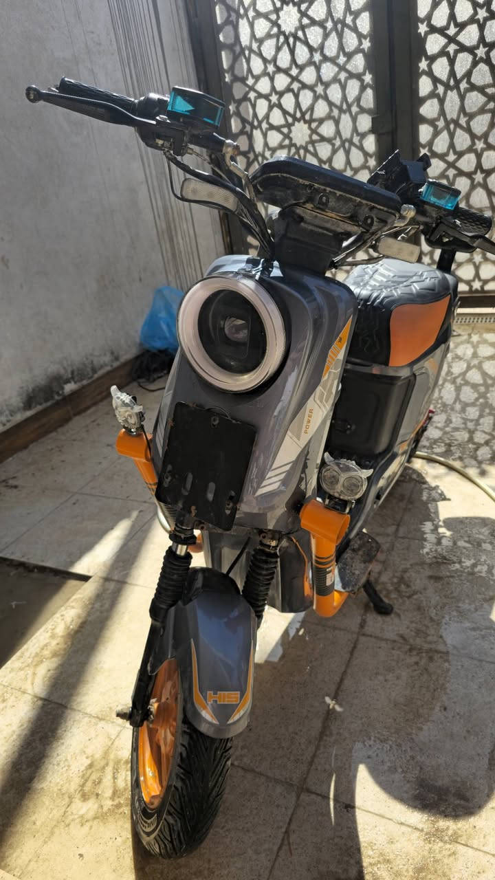 سلام عليكم عندي دراجه كهربائية نوع h900 من شركه his
دراجه حلوه و سريعه و نضيفه نضافه90 و سرعة 65بيه نقص بسيط هو بريك خلفي و اكو هذا قطع واير الذي يبن بل شاشه شحن بطاريه بس هذا و ماشي بيه قليل و موجود مدكر خلفي و بصمه و سويج عنواني بصره تنومه صالحيه قرب مدرسه ريف زاهر رقمي ***********
