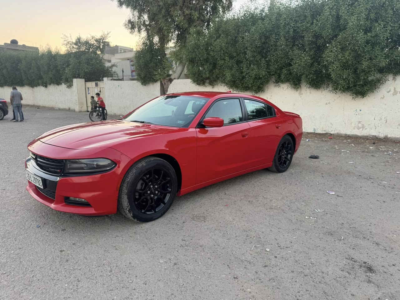 السلام عليكم. 
للبيع جارجر.    ٢٠١٩ 
موديل ١٩ اصل.      سعر ٢١٠ 
كلين تايتل صبغ فقط دعاميه اماميه رقم سليمانيه جديد بسمي هزه وسنويه جديد
لون احمر طماطي
كير مكينه اكسل كفاله
السياره كفاله من الصبغ
مواصفات
شاشه كبيره
كامرا دوار
حساس خلفي
شفتات ستيرن
مكينه ٣٦٠٠
مودات سرعه سبورت وعادي
sxt فئه. فور ويل 
ماشيه ٦١ ميل 
سعر ٢١٠ $ مكاني بغداد 
***********
